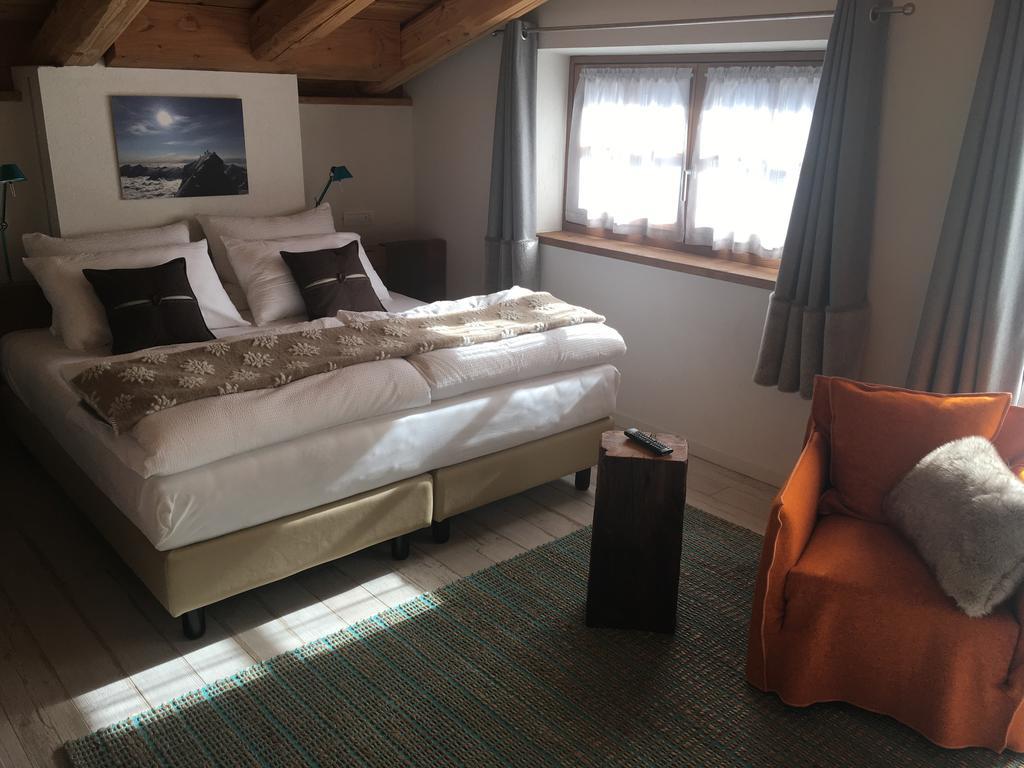 4478 Mountain Lodge Valtournenche Rom bilde