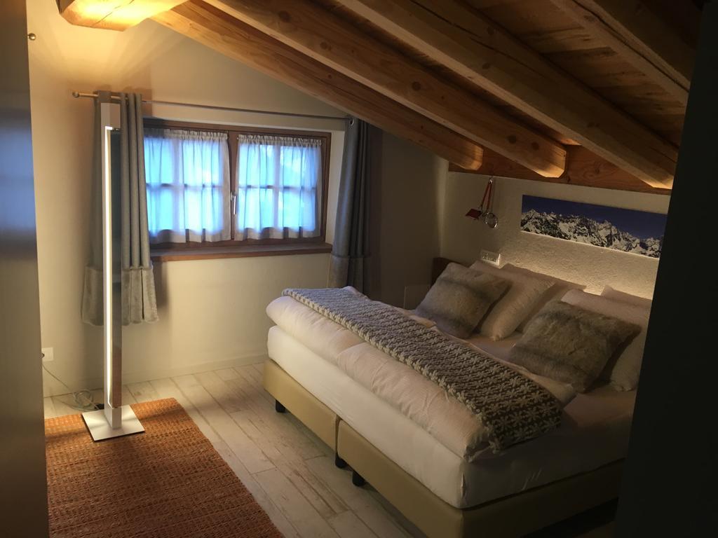 4478 Mountain Lodge Valtournenche Rom bilde